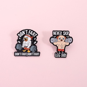 Set de Broches Esmaltados de Fitness con Diseño de Pato y Perro de Dibujos Animados, Regalo Divertido para el Gimnasio, Insignia 'Never Skip Leg Day' - Product Image 2