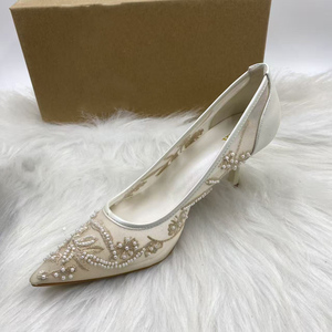Eleganti <span class=keywords><strong>Scarpe</strong></span> da Sposa <span class=keywords><strong>con</strong></span> <span class=keywords><strong>Tacco</strong></span> Alto Ricamate <span class=keywords><strong>con</strong></span> Perle, in Tessuto a Rete Premium, Punta Affusolata e <span class=keywords><strong>Tacco</strong></span> a Spillo per Donne - Product Image 2