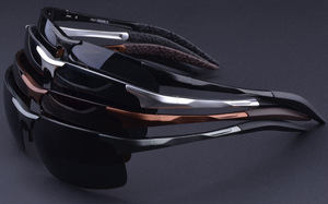 <span class=keywords><strong>Occhiali</strong></span> polarizzati <span class=keywords><strong>occhiali</strong></span> da sole da uomo in alluminio <span class=keywords><strong>occhiali</strong></span> da sole con lenti a specchio per uomo <span class=keywords><strong>occhiali</strong></span> da aviazione <span class=keywords><strong>occhiali</strong></span> da vista da donna - Product Image 6