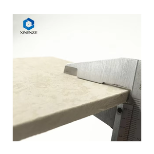 モダンな木目調ファイバーセメントサイディングボード 軽量 耐火 防水 外壁パネル 1220x2440mm 5年以上保証 - Product Image 1