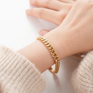 Jewelry for <b>Men</b> Stainless Steel Bracelet Gold Plated Jewelry Cuban Link Bracelet Chunky Bracelet Durable Stainless Steel Jewelry - Product Image 4