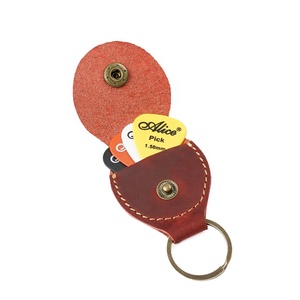 Echtes Leder Plektrum-Tasche Plektrum-Box für 3-4 Stück Zugangskarte Schlüsselanhänger Plektrum-Halter Etui - Product Image 5