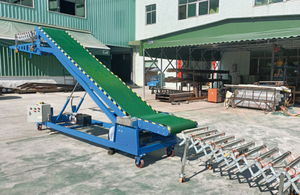 เครื่องปีนเขาไฮดรอลิกสายพานลำเลียงแบบลูกกลิ้งอัตโนมัติโครงเหล็กสแตนเลสแบบไฟฟ้า - Product Image 2