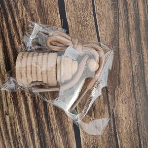 5ml vin baril en <span class=keywords><strong>forme</strong></span> de tour en <span class=keywords><strong>forme</strong></span> de voiture <span class=keywords><strong>parfum</strong></span> bouteille pendentif bois creux ensemble vide bouteille voiture pendentif - Product Image 6