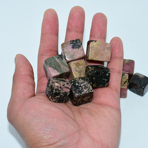 Commercio all'ingrosso 20-30mm linea nera naturale <span class=keywords><strong>Rhodonite</strong></span> quadrato caduto pietre Feng Shui stile agata gemma per la decorazione della casa - Product Image 5