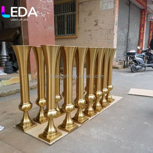 Jarrón de Metal de Lujo LEDA al por Mayor, en Dorado, Plateado, Blanco y Negro, con Forma de Florero, para Decoración de Centros de Mesa en Bodas, Elegante - Product Image 5