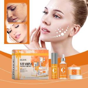 Set de Cuidado de la Piel Enriquecido con Vitamina C para Blanqueamiento, Hidratación y Reducción de Imperfecciones - Product Image 2