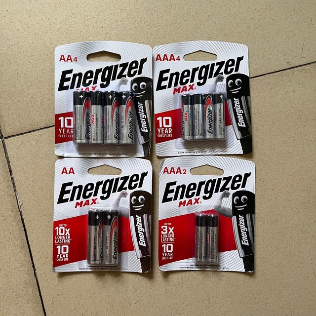 Energizer 1.5V AA AAA Alkaline Batteries Ultimate Power for High Drain Devices, Cameras, and Remote Controls