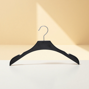 Cintres courts <span class=keywords><strong>de</strong></span> salon en plastique <span class=keywords><strong>de</strong></span> haute qualité personnalisables d'économie d'espace Meilleure vente - Product Image 6