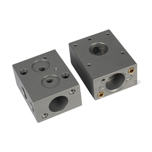 青島CNC加工マニフォールドブロックカスタム精密アルミ油圧バルブブロック加工部品サービス - Product Image 5