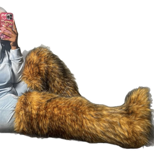 أحذية شتوية من الفرو المنغولي للنساء عالية الجودة باللونين الأسود والبني، أحذية فروية ناعمة، أحذية شتوية أنيقة للسيدات تصل إلى الفخذ - Product Image 3