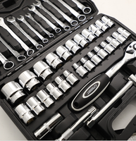 Jeu d'outils à douilles pour réparation automobile 8-32 mm, kit de clés à cliquet robustes 43 pièces pour l'entretien des véhicules