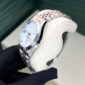 Reloj de diseño de lujo para hombre, reloj automático con esfera blanca, bisel estriado, acero inoxidable, cristal de zafiro, reloj de pulsera de negocios - Product Image 3