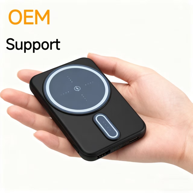 2026 Trending New Travel Charging Mini Powerbank Small Slim External Battery 5000mah Power Bank Portable Charger for Iphone17