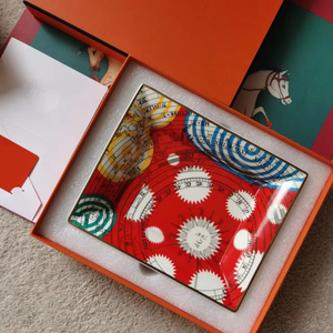 Simple red Large Household Banquet Storage Tray Office Restaurant <b>Ashtray</b> - Product Image 1