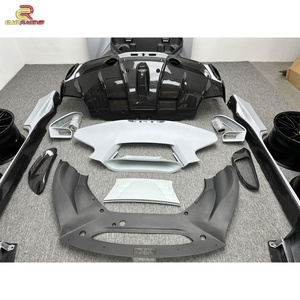 ชุดแต่งตัวถังรถยนต์คาร์บอนไฟเบอร์แบบแห้งสไตล์ Pista พร้อมกันชน ฝากระโปรง สปอยเลอร์ สเกิร์ตข้าง สำหรับ Ferrari 488 GTB Spider ปี 2015-2018 - Product Image 3