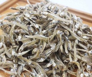 Anchoas Secas al Sol Naturales de Mariscos al por Mayor, 3% de Sal, Hechas en Vietnam, OEM, 200g 450g - Product Image 2