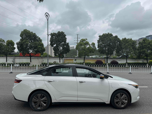 Geely Geometry a modèle 2021 - une version haut de gamme à haute énergie et à grande autonomie, édition Cube A600, véhicule électrique pur d'<span class=keywords><strong>occasion</strong></span> - Product Image 1