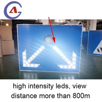 Señal de Tráfico de Seguridad Vial con Energía Solar, Luces LED Intermitentes, IP55 Impermeable, Batería de Litio, Panel Solar Monocristalino