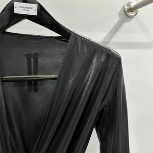 Abito a maniche lunghe con lacci a V profondo con lacci lunghi con trattamento stile <span class=keywords><strong>primavera</strong></span> estate 2024 Rick - Product Image 5