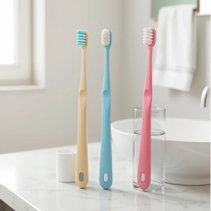 Brosse à dents personnalisée de qualité supérieure à poils doux, manche en nylon de 18,6 cm, pour adultes, usage domestique - Product Image 1