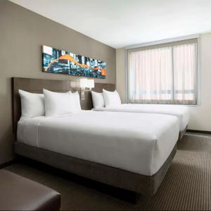 Meubles de chambre d'hôtel sur mesure en bois pour hôtels et stations balnéaires, ensemble de meubles de chambre d'hôtel en vente, applicable aux locations d'appartements - Product Image 1