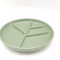 Assiette en céramique en forme de cœur, design unique motif arbre vert, vaisselle personnalisée