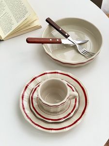 Factory Supply Hot Sale Red Coil Design Decorative Pattern Modern Minimalist Dessert Kitchen Painted Ceramic Tableware <b>Sets</b> - Product Image 3
