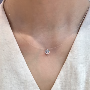 Collier élégant et durable en or blanc 18 carats avec diamant de laboratoire 1 carat, chaîne minimaliste en fil de pêche, brillant et raffiné - Product Image 1