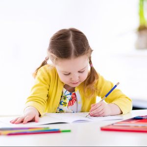 Lot <span class=keywords><strong>de</strong></span> <span class=keywords><strong>30</strong></span> crayons arc-en-ciel mixtes 4 en 1 pour enfants, crayons <span class=keywords><strong>de</strong></span> couleur assortis pour dessin <span class=keywords><strong>de</strong></span> fête, coloriage, croquis, éducation scolaire - Product Image 6