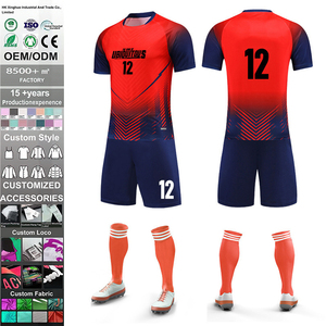Ensemble de football pour hommes avec logo personnalisé, best-seller, 20 pièces, 100% polyester, respirant et à séchage rapide - Product Image 1