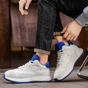 39-442025 Nouvelles chaussures blanches montantes pour hommes Chaussures pour hommes à la mode Chaussures de sport de <span class=keywords><strong>basket</strong></span>-ball à semelle épaisse pour l'extérieur - Product Image 4