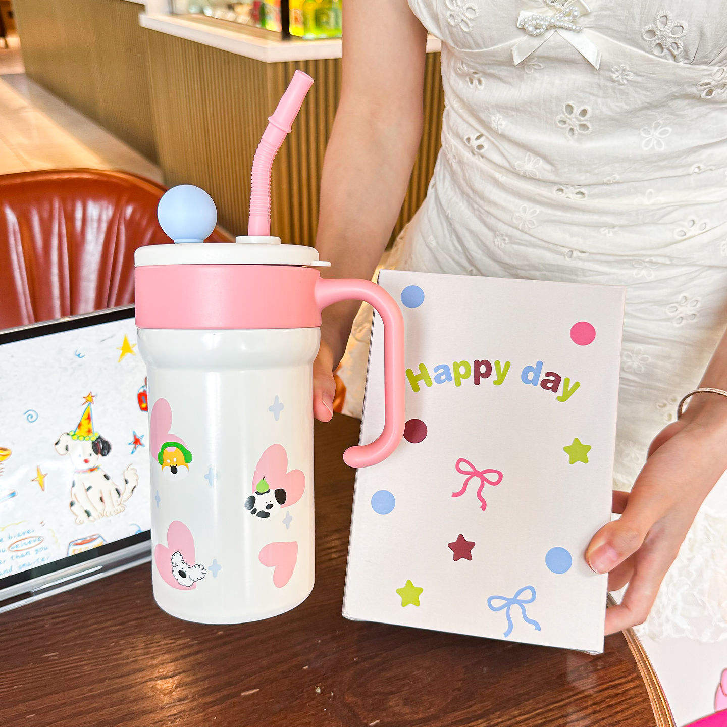 สีชมพู (ซับในเซรามิก)