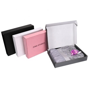 Meilleures ventes <span class=keywords><strong>2021</strong></span> - Boîte cadeau en carton ondulé solide pour avion, laminage mat, matériaux recyclés pour l'expédition de vêtements - Product Image 1