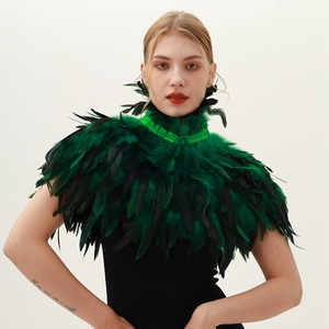 Cape gothique en plumes pour Halloween Écharpe en plumes de coq Faux col en plumes de coq Châle boule de mascarade - Product Image 1