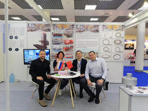 Worm <span class=keywords><strong>Slewing</strong></span> <span class=keywords><strong>Drive</strong></span> turbin angin tertutup Slew <span class=keywords><strong>Drive</strong></span> SE3 SE5 SE7 SE9 SE12 Slew <span class=keywords><strong>Drive</strong></span> untuk sistem pelacakan surya - Product Image 5