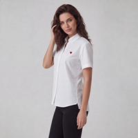 Chemise à manches courtes unisexe de couleur unie AMI, broderie délicate de mini-cœur, logo personnalisé disponible