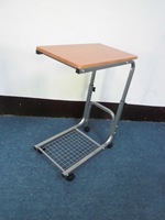 Mesa Ajustable para Portátil/Cama de Madera Resistente, Modelo T0311