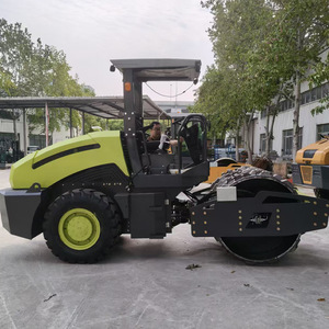 Compacteur routier à tambour unique vibrant de 6 tonnes à entraînement hydraulique intégral - Product Image 1