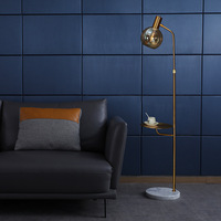 Lampe de sol haut de gamme pour salon, table d'appoint luxueuse, canapé avec table basse, étagère de chambre, lampe de table