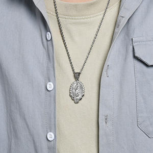 Collar con Colgante de la Virgen María, Acero Inoxidable, Tono Dorado y Plateado, Bisel con Incrustaciones de Diamantes de Imitación, Joyería Religiosa para Hombre y Mujer - Product Image 2