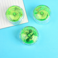 Yo-yo LED clignotant transfrontalier pour enfants, boule rotative lumineuse avec sangle en plastique et cordon de tirage, jouet pour enfants
