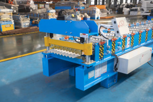 Chuyển tiếp tự động tấm kim loại mái ngói Máy làm bảng điều khiển mái cuộn hình thành máy làm gạch máy móc - Product Image 3