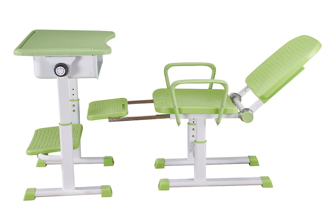 สีเขียวอ่อน