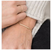 Bracelet minimaliste personnalisé en or 14K 30x2mm en acier inoxydable 316L