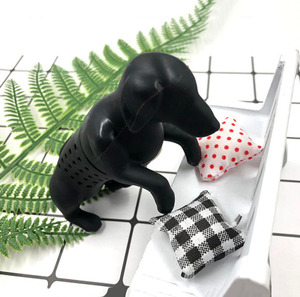 Infuseur à thé en silicone <span class=keywords><strong>noir</strong></span> et gris, écologique, de qualité alimentaire, en forme de chien mignon, pour différentes tasses et feuilles de thé - Product Image 3