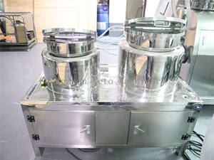 Kleine Batch Cosmetische Productie Apparatuur Hoge Shear Mixers Vacuüm Homogenisator Emulgator Machines - Product Image 5