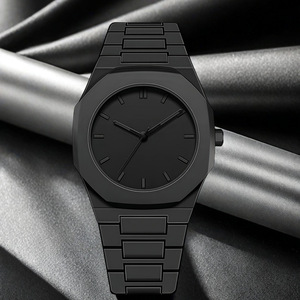 นาฬิกาควอตซ์ผู้ชายแบบสบายๆ เป็นมิตรกับสิ่งแวดล้อม ดีไซน์พลาสติกแบบ unisex สีดำ ตัวชี้แบบโอเวอร์ไซส์ สายซิลิโคน - Product Image 2