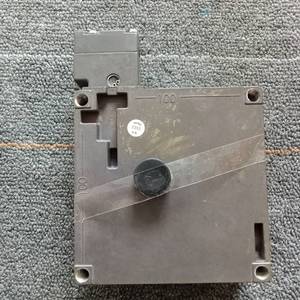 Interruptor de Seguridad Ansun TZ1RE024MVAB-C1684 Nuevo Original Genuino Hecho en Alemania Importado - Product Image 3