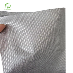 Tùy chỉnh <span class=keywords><strong>PP</strong></span> dập nổi nhiều lớp không dệt tái chế polypropylene vải cuộn nguyên liệu tráng nhôm foil PE phim cho túi - Product Image 1